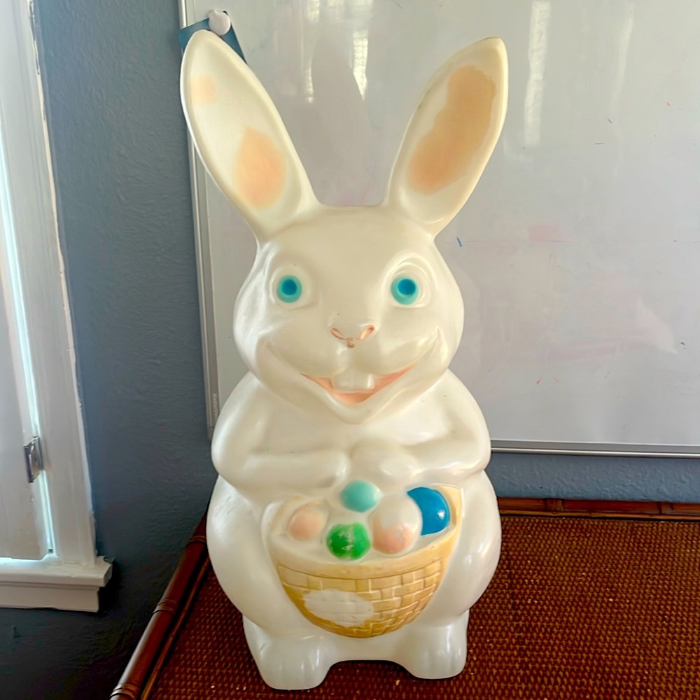 COPY - Easter blow mold bunny